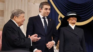 ¿Ordenó la Corte Suprema la Deportación de Melania y Barron Trump?