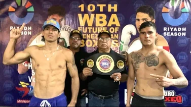 Venezolano Leonardo "Hollywood" Sánchez alza este título de la Asociación Mundial de Boxeo