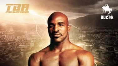 La leyenda del boxeo Evander Holyfield inspiró a jóvenes venezolanos 