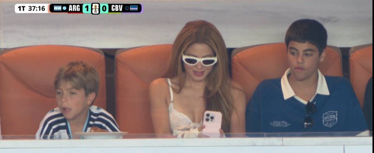 Mundial 2026: Así lució Shakira en el juego de Argentina vs Cabo Verde Mundial 2026: Así lució Shakira en el juego de Argentina vs Cabo Verde