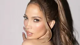 El deslumbrante look de Jennifer López en la boda de Taylor Swift y Travis Kelce