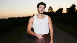 Sebastián Yatra le canta a Venezuela tras el doblete sísmico