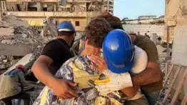 Creador de contenido confirma la muerte de su esposa e hijos, víctimas del terremoto en La Guaira