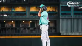 Lanzador de Leones del Caracas mantiene intensa lucha por el liderato de ponches en la LMB