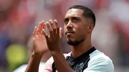 Bomba en el mercado: El Manchester United ejecuta la cláusula de Youri Tielemans tras caerse la opción de Éderson