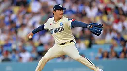 Yamamoto dicta cátedra en el Bronx: Guia victoria de los Dodgers y silencia a los Yankees
