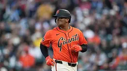 Rafael Devers firma triunfo épico y alcanza hito ofensivo en las Grandes Ligas