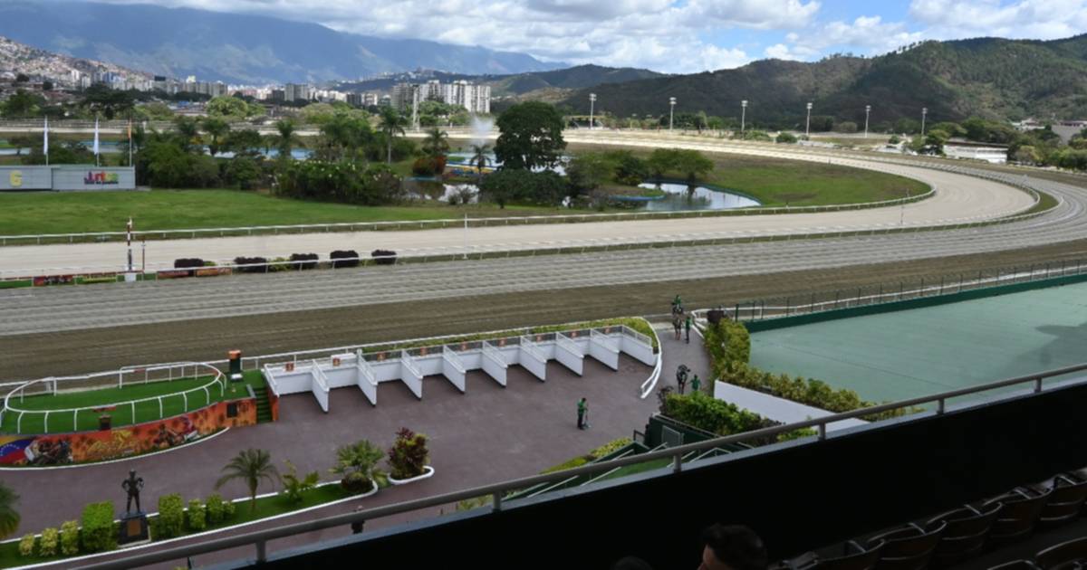 Emotivo regreso a las caballerizas de La Rinconada tras décadas