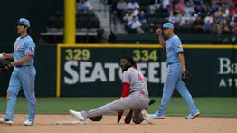 MLB: Elly De La Cruz hace historia con sus bases robadas y lidera el triunfo de los Rojos