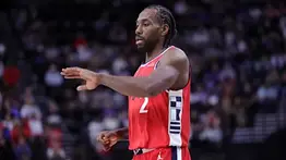 Los Raptors frenan el megapaspaso de Kawhi Leonard por el riesgo de sanciones de la NBA