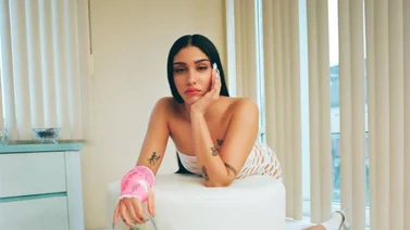 La hija de Madonna sorprende al público al desnudarse frente a las cámaras