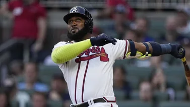 MLB: Marcell Ozuna batea un gigantesco cuadrangular y la saca del Wrigley Field ante los Cubs