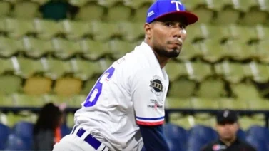 LVBP: Tiburones de La Guaira aseguran a este lanzador para la temporada 2023-2024