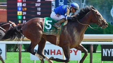 White Abarrio sorprende en el Whitney Stakes en Saratoga, Cody's Wish llega en tercer lugar