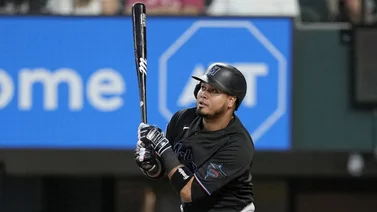 MLB: Luis Arráez consigue un nuevo juego multihits y mantiene distancia con Ronald Acuña Jr. (+Video)
