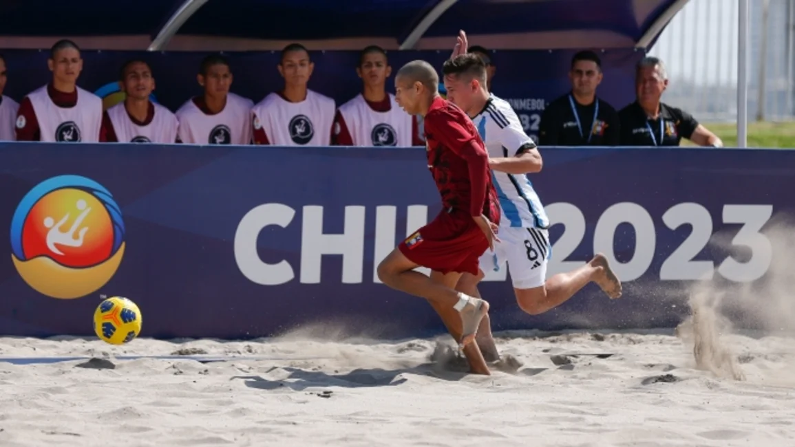 Brasil y Paraguay lideran el Sudamericano de fútbol playa, tras