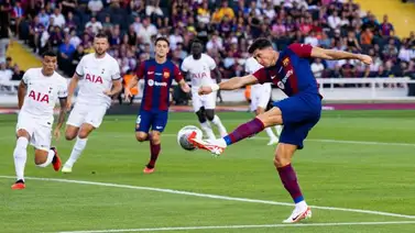 El Barcelona más juvenil se lleva el Trofeo Joan Gamper tras remontar contra el Tottenham El Barcelona más juvenil se lleva el Trofeo Joan Gamper tras remontar contra el Tottenham