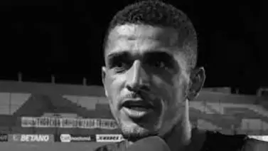 Tragedia en el fútbol brasileño: fallece importante jugador durante sesión de entrenamiento Tragedia en el fútbol brasileño: fallece importante jugador durante sesión de entrenamiento