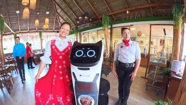 “Bella Fátima” es el primer robot mesonero de IA en Venezuela