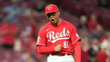 MLB: Eduardo Salazar no la tiene fácil en Cincinnati MLB: Eduardo Salazar no la tiene fácil en Cincinnati