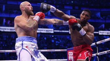Así fue el nocaut de Anthony Joshua que le dio la victoria ante Robert Helenius (+Video)