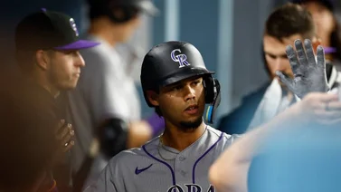 MLB: Ezequiel Tovar abre el marcador con este largo batazo (+ Video)