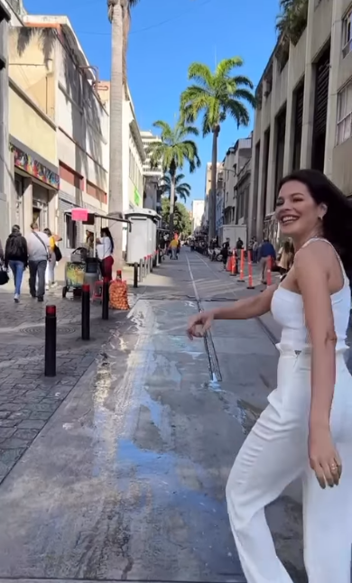 Mariángel Ruiz deja a todos con la boca abierta al ir de compras por La Hoyada 