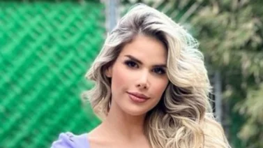 Marie Claire Harp elevó la temperatura con este minivestido traslúcido de diamantes
