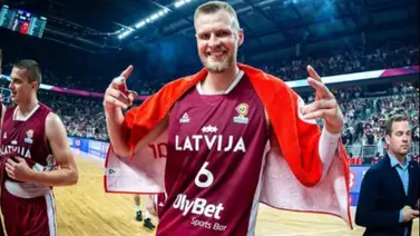 Kristaps Porzingis no acompañará a Letonia en el Mundial de Baloncesto (+Detalles) Kristaps Porzingis no acompañará a Letonia en el Mundial de Baloncesto (+Detalles)