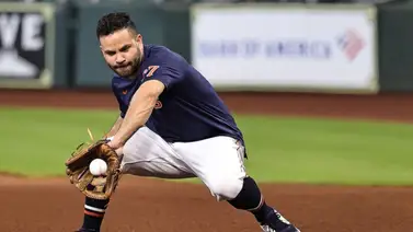 MLB: José Altuve fue sacado del juego por medida de precaución (+Detalles) MLB: José Altuve fue sacado del juego por medida de precaución (+Detalles)
