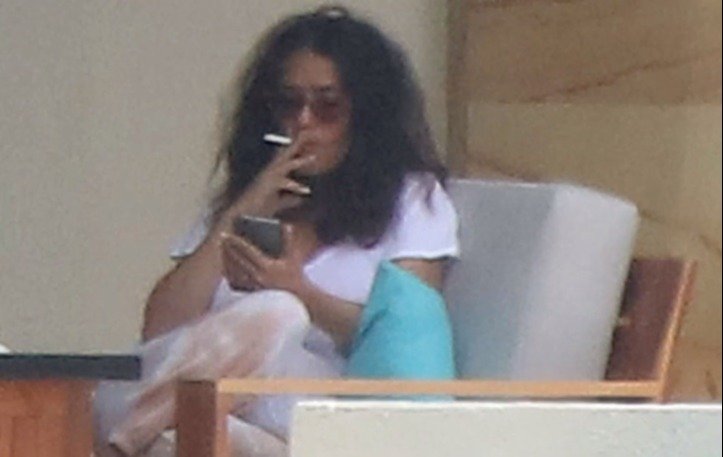 Salma Hayek al descubierta en sus vacaciones por México junto a su familia (+Imágenes)