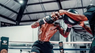 Jermell Charlo asegura que la inactividad no será impedimento ante el "Canelo"