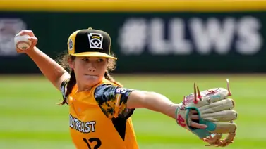 Conoce a Stella Weaver, única niña en jugar este año en el Clásico de Pequeñas Ligass Conoce a Stella Weaver, única niña en jugar este año en el Clásico de Pequeñas Ligass