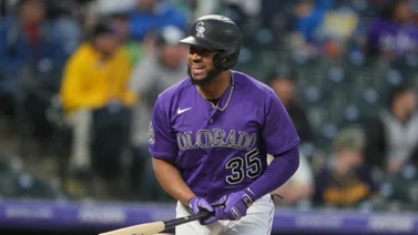 MLB: ¡Colosal! Mira como Elías Díaz pega este soberbio jonrón (+Video)