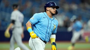 MLB: ¡Poder Sonorense! Isaac Paredes la desaparece ante los Rockies (+Video)