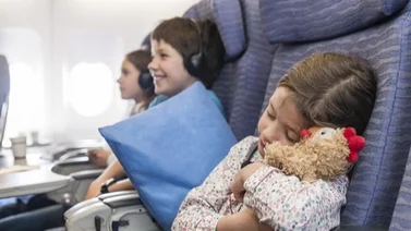 Conoce los pasos a seguir para tramitar el permiso de viaje a un menor de edad 