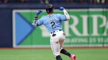 MLB: Yandy Díaz se acerca a los 20 jonrones con este enorme batazo contra Yankees (+Video)