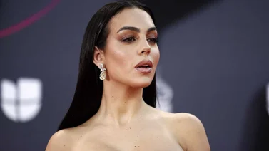 Mira la foto en la que Georgina Rodríguez muestra sus tonificadas y grandes nalgas