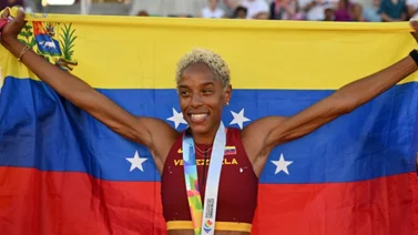 Así se vivió la ceremonia de premiación de Yulimar Rojas en Budapest (+Video)
