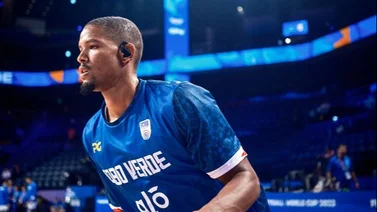 Copa Mundial de Baloncesto: ¡Un abuso! Mira la tremenda clavada de Correia sobre la defensa de Venezuela (+vídeo)