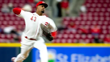 MLB: El boricua Alexis Díaz en modo 'cuchillo' con los Rojos de Cincinnati