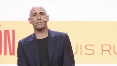 Luis Rubiales ha sido suspendido por la Federación Española de Fútbol Luis Rubiales ha sido suspendido por la Federación Española de Fútbol