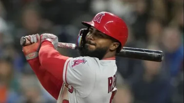 MLB: ¡Muestra los músculos! Luis Rengifo manda dos a las gradas contra los Phillies (+Video)