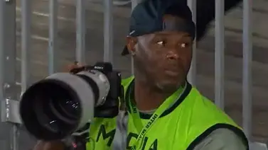 ¡Paparazzi de lujo! Ken Griffey Jr. es fotógrafo en juego del Inter Miami de Messi (+Video)