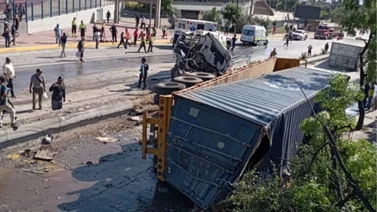 Atención: Tránsito vehicular interrumpido en Caracas-La Guaira debido a una colisión
