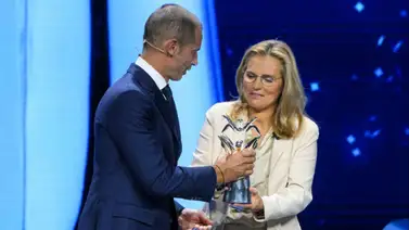 ¡Sepa que dijo! Entrenadora del año UEFA envió un mensaje a Luis Rubiales ¡Sepa que dijo! Entrenadora del año UEFA envió un mensaje a Luis Rubiales