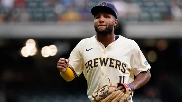 MLB: Jackson Chourio abrillanta su camino para convertirse en un Guante de Oro (+Video)