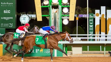 Descalifican al primer caballo ganador de la Saudí Cup por este motivo 