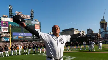 MLB: Miguel Cabrera es ovacionado una vez más en el Comerica Park (+Video) MLB: Miguel Cabrera es ovacionado una vez más en el Comerica Park (+Video)
