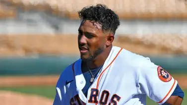 MLB: Cubano Pedro León debutó con Houston con hit incluido MLB: Cubano Pedro León debutó con Houston con hit incluido